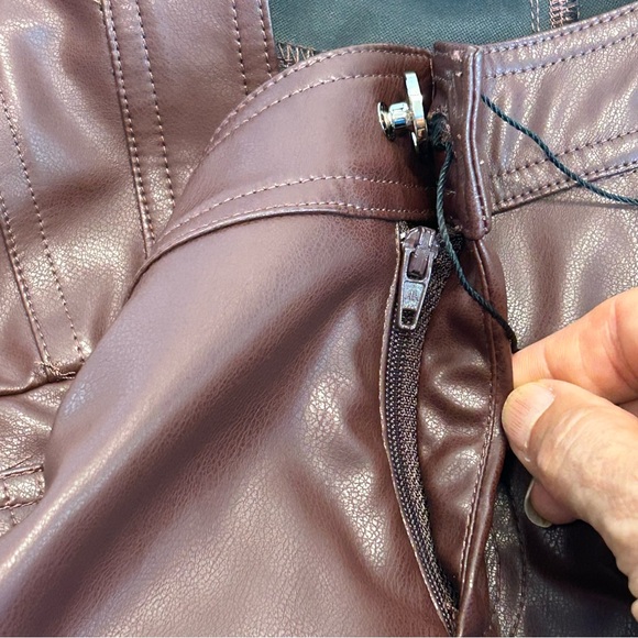 superdown brown gianna faux leather shorts pleather vegan hot pants S NWT - Picture 9 of 15